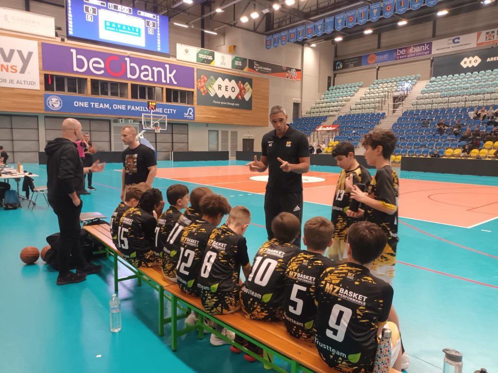 X-Mas Tournament Kortrijk 2025 : l’aventure belge des U12